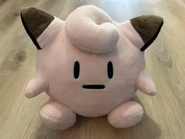 리리에가 소중히 여기는 푸푸 인형 한정판