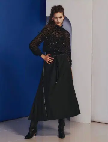 블랙 사이드 플리츠 롱 스커트 (S)