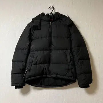 00s PUMA 블랙 후드 부착 다운 자켓 사이즈 M