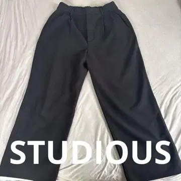 블랙 와이드 슬랙스 팬츠 STUDIOUS