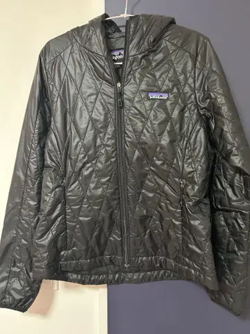 Patagonia 블랙 퀼팅 자켓 알파인 클라이밍