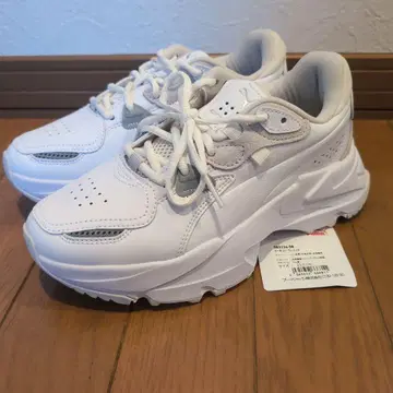 새상품 PUMA 오키드 23.0