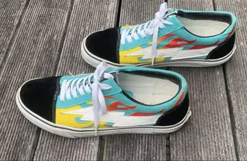 리벤지 스톰 스니커즈 프레임 패턴 스니커즈 파랑/블랙/노랑/빨간색