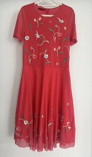 비비안 탐 자수 원피스 메쉬 새상품급