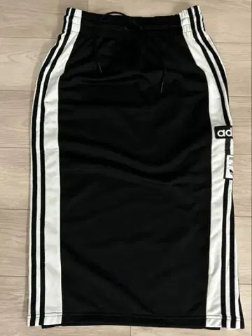 adidas 타이트 스커트 사이드 스트라이프 블랙