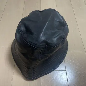 FREAKS STORE 인조 가죽 버킷 햇