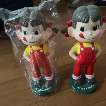 페코짱 피규어 미개봉 1개, 개봉 완료 1개 약 25cm
