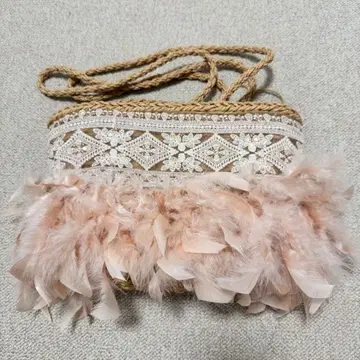 사하바이엘리 Fluffy 바스켓백