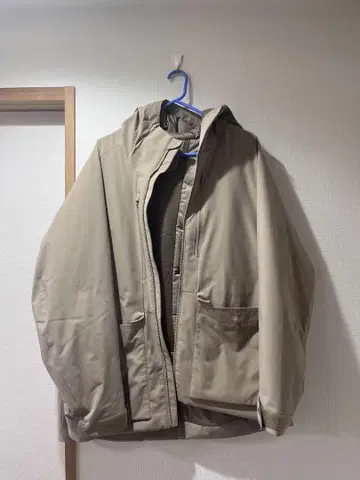 유니클로 다운 자켓
