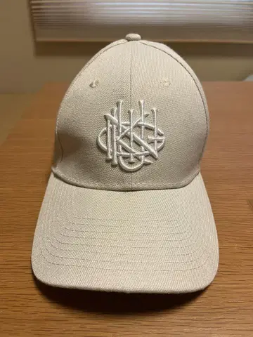 King Gnu 라이브 굿즈 야구 모자 베이지