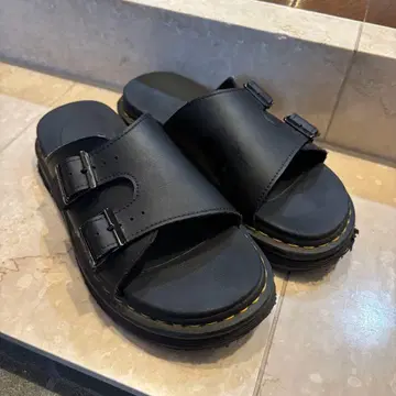 Dr.Martens DAX UK6
