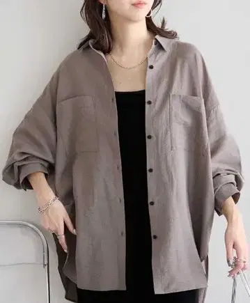 새상품 Discoat 시어 블랙 단추 빅 셔츠 모카