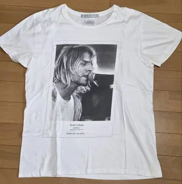 Kurt Cobain T셔츠