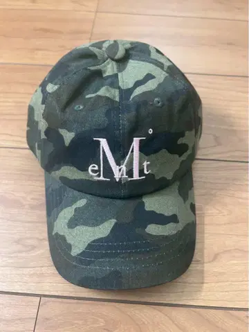 [ MUCENT ] 카모플라쥬 로고캡 미사용품