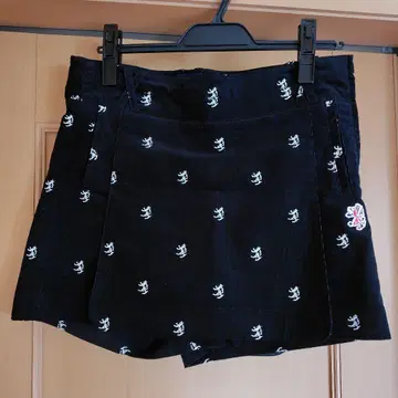 유니언 잭 자수 블랙 스커트풍 큐롯 가는 골 코듀로이