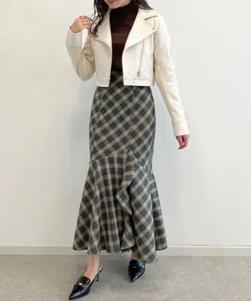 [ 익명 배송 ] LILLIANCARAT 스웨이드 라이더 자켓 사이즈 2
