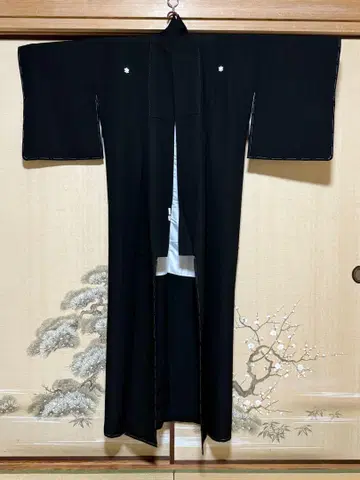 미사용 새상품 상복 오문 꽃 자동차 문양 순수 실크 블랙 교육용 실 포함
