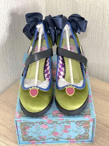 죠죠의 기묘한 모험 황금의 바람 신발 판나코타 푸고 25cm