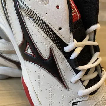 [ 미사용 새상품 ] Mizuno 테니스화 화이트/블랙/레드