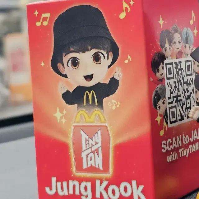 맥도날드 해피밀 정국 피규어 미개봉 방탄bts JUNGKOOK 타이니탄