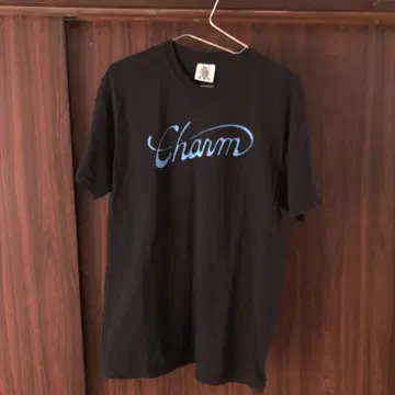 clairo charm 티셔츠