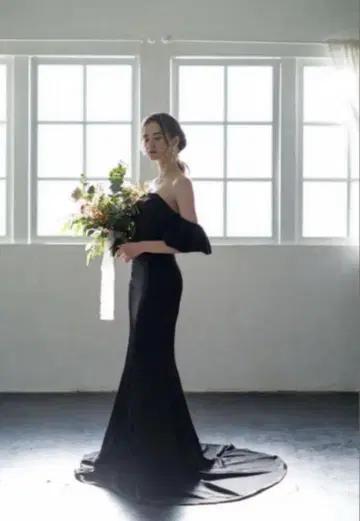 dress production 블랙 드레스
