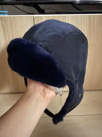 Exclusive stores limited No.EX-23208