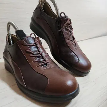 [새상품급] 스포르스 워킹화 지퍼 달린 24cm 4E 경량