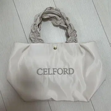 CELFORD 아이보리 핸드백