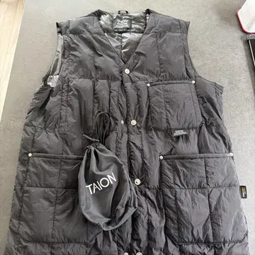 TAION 블랙 다운 베스트 XL