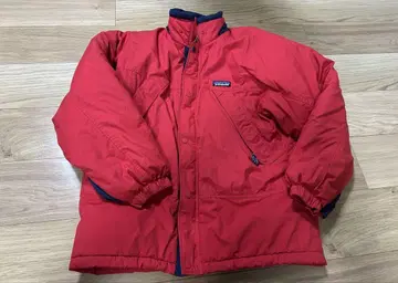 patagonia 파타고니아 빨간색 레드 자켓