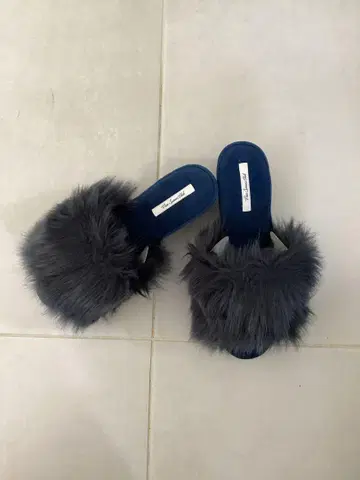 Priv.SpoonsClub 퍼 오픈토 룸슈즈