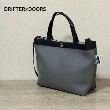 새상품급 DRIFTER x DOORS 가죽 숄더백