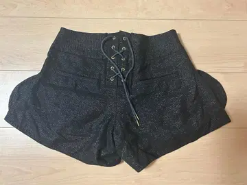 DressCamp 블랙 레이스업 숏팬츠