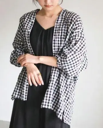 슬로브 이에나 멀티 패턴 오버 셔츠