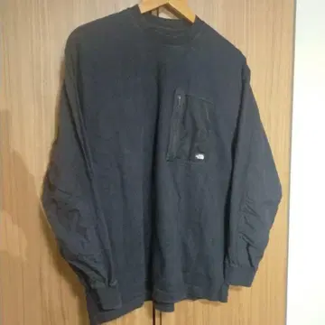 THE NORTH FACE 블랙 긴팔 티셔츠