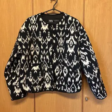 ZARA 아이컷 패턴 퀼팅 자켓 M 사이즈