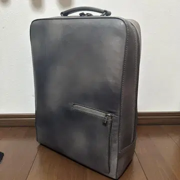 [ 마더하우스 ] 앤티크 스퀘어 백팩 그레이 가죽 미사용 새상품