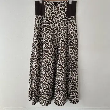 새상품 페넬 fennel 플레어 스커트 레오파드 야마다야