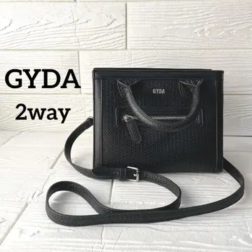 [ 컨디션 최상 ] GYDA EMBOSSED 스퀘어 BAG 2waybag