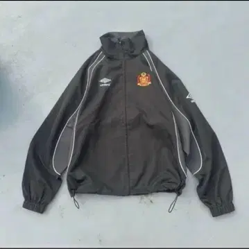 9090 x umbro emblem 나일론 자켓 black