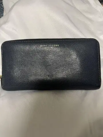MARC JACOBS 블랙 장지갑
