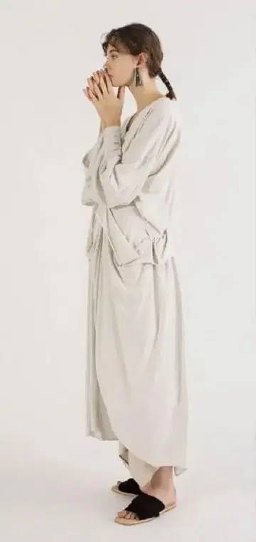 엔폴드 디자인 원피스