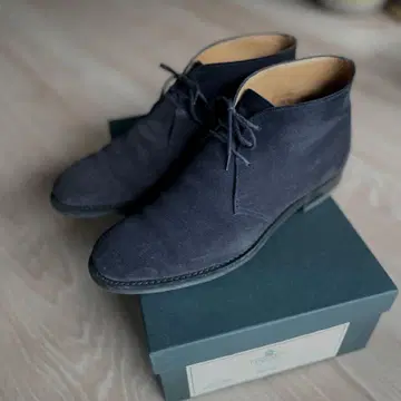 CROCKETT & JONES CHILTERN 네이비 처카 부츠