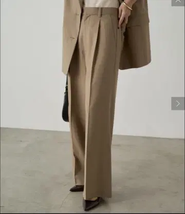 LOUNGEDRESS TR 슬랙스 센터 프레스 팬츠 플럭스 M