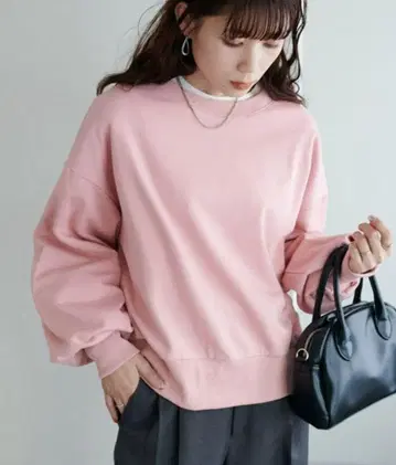 디스코트 [WEB 한정판] 컬러 볼륨 슬리브 맨투맨