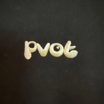 pivot 블랙 후드 부착 후드티