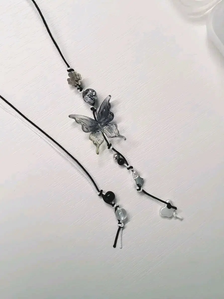 Korean-style butterfly bookmark, string bookmark, knot bookmark, bead bookmark, beads, bead keyring, kpop demon hunters