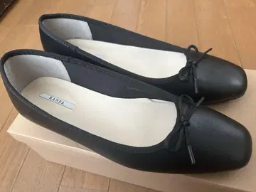 RANDA 스퀘어토 발레 슈즈