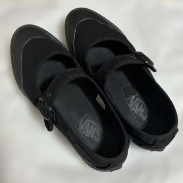 VANS 메리 제인 23.5cm